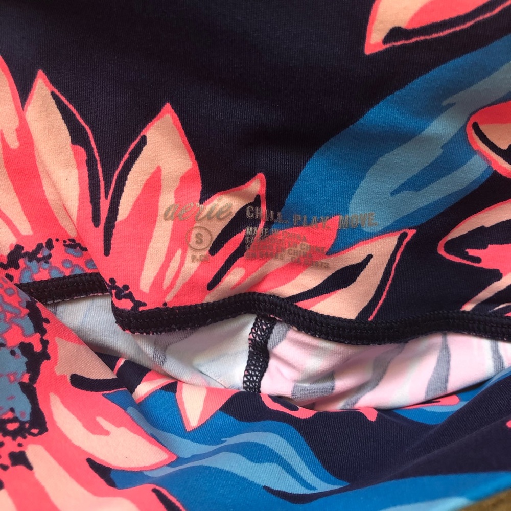 Aerie Flower Leggings